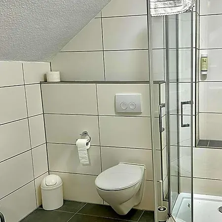 Spitze Warte Otel *